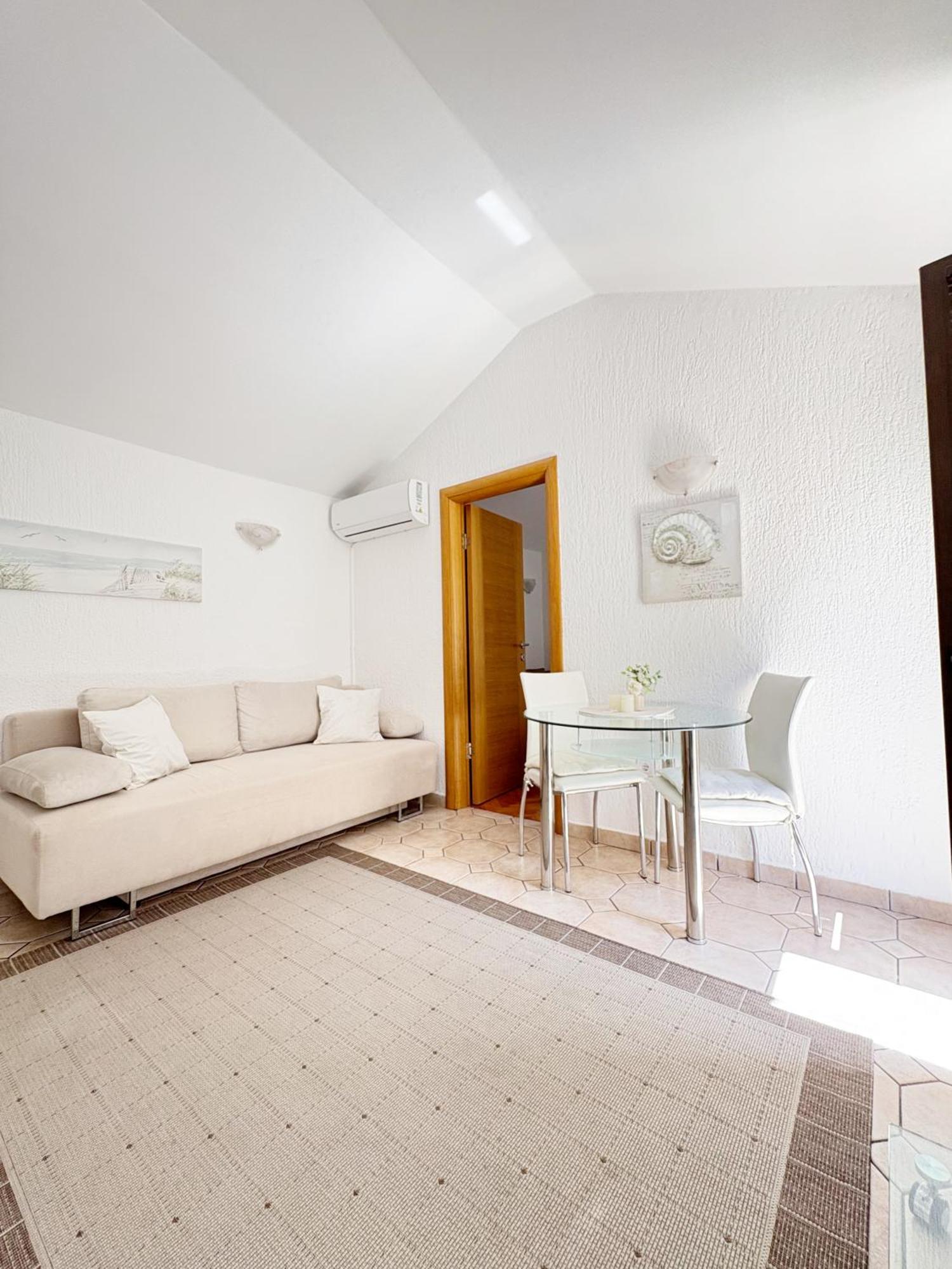S&P City Center Apartments Kotor Buitenkant foto